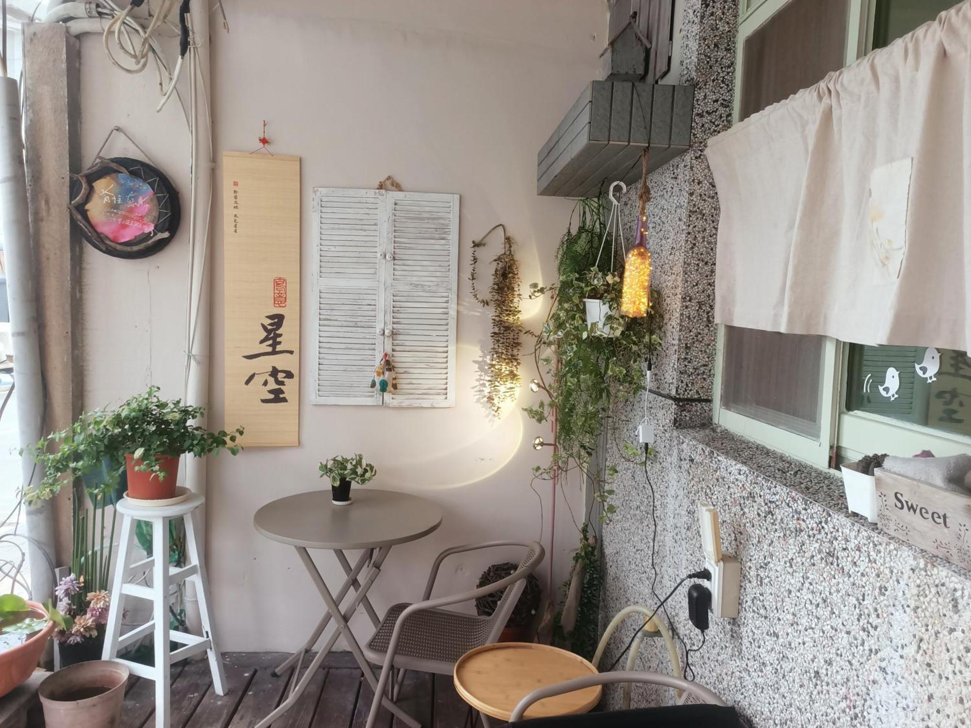 七十腳落背包客棧 Hostel กรีนไอแลนด์ ภายนอก รูปภาพ